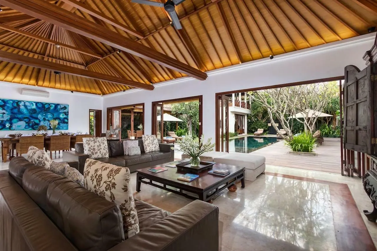 Villa Rubina - Luxury Pool Villa In Batu Belig Next To The Beach! Seminyak  Seminyak (Bali)