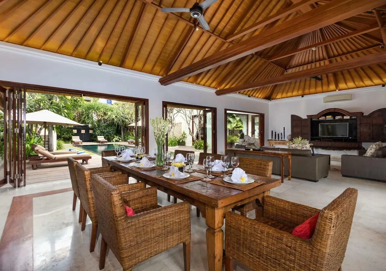 Holiday home Villa Rubina - Luxury Pool Villa In Batu Belig Next To The Beach! Seminyak